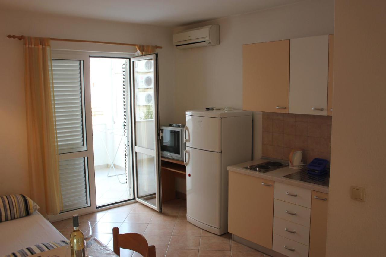 Omis Duce Sandy Beach Apartments Mare المظهر الخارجي الصورة